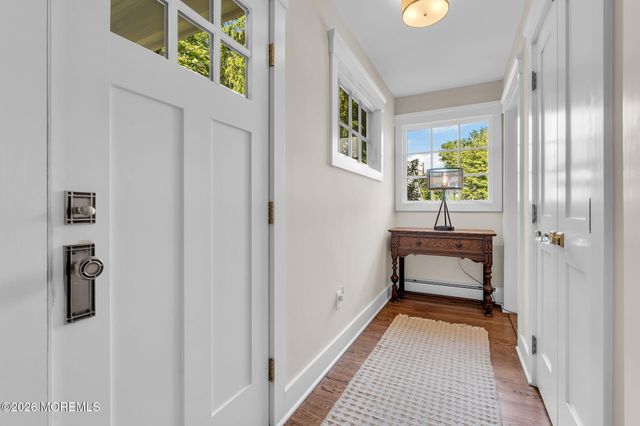 82 Conover Lane, Red Bank, NJ 07701