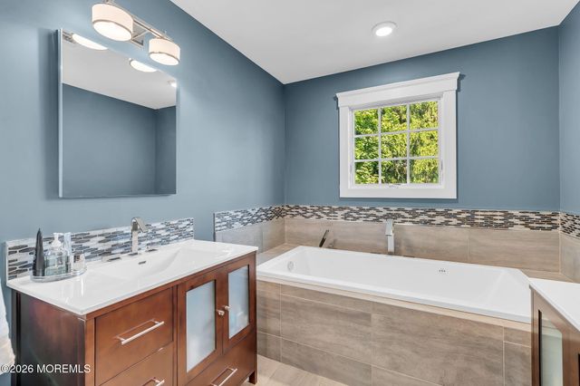 82 Conover Lane, Red Bank, NJ 07701
