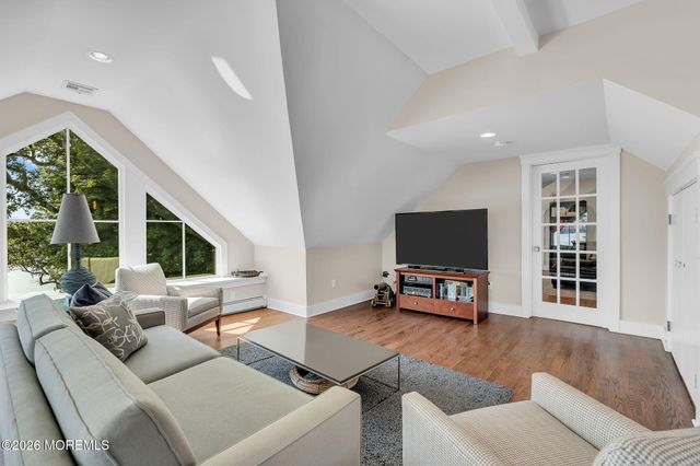 82 Conover Lane, Red Bank, NJ 07701