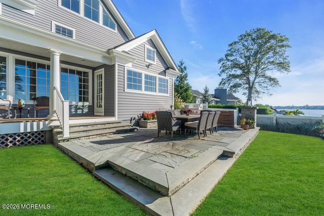 82 Conover Lane, Red Bank, NJ 07701