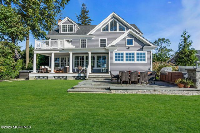 82 Conover Lane, Red Bank, NJ 07701