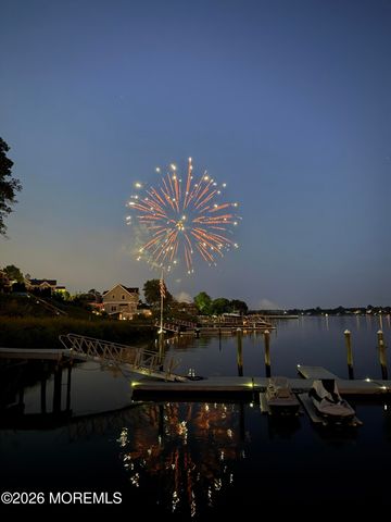 82 Conover Lane, Red Bank, NJ 07701