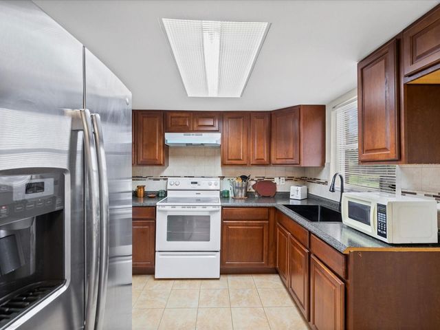 1023 VIKING DRIVE, Holiday, FL 34691