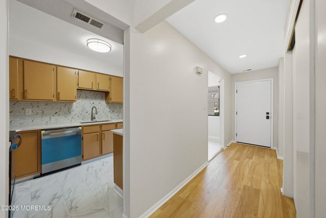 12 Jacob Court, Ewing, NJ 08628