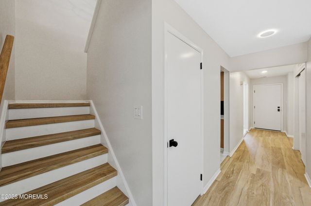 12 Jacob Court, Ewing, NJ 08628