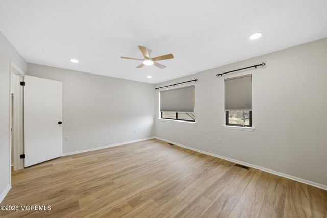 12 Jacob Court, Ewing, NJ 08628