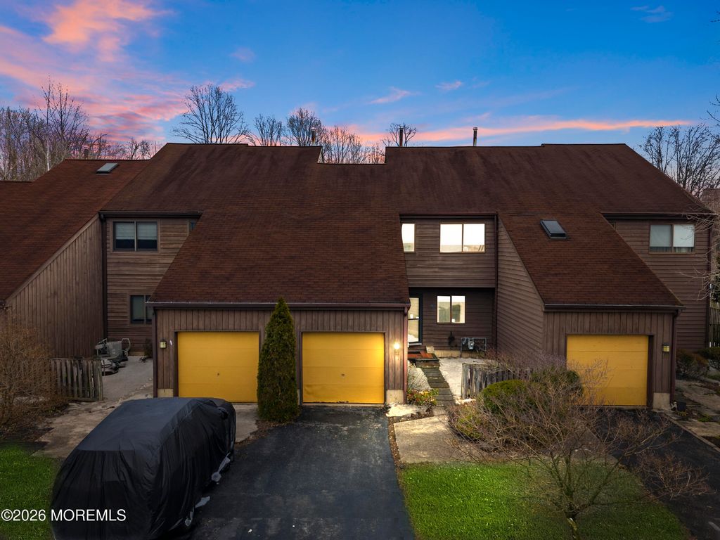 12 Jacob Court, Ewing, NJ 08628