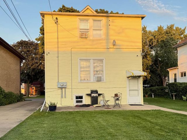 1310 N 24th Avenue, Melrose Park, IL 60160