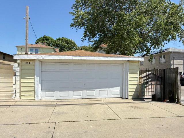 1310 N 24th Avenue, Melrose Park, IL 60160