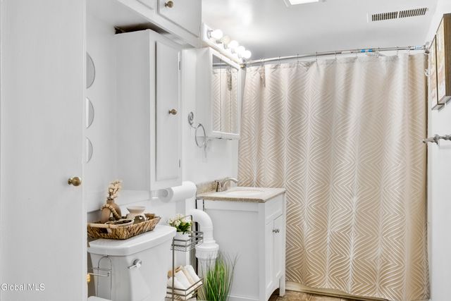 79 Starr Avenue, Schenectady, NY 12304