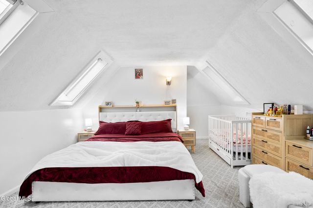 79 Starr Avenue, Schenectady, NY 12304