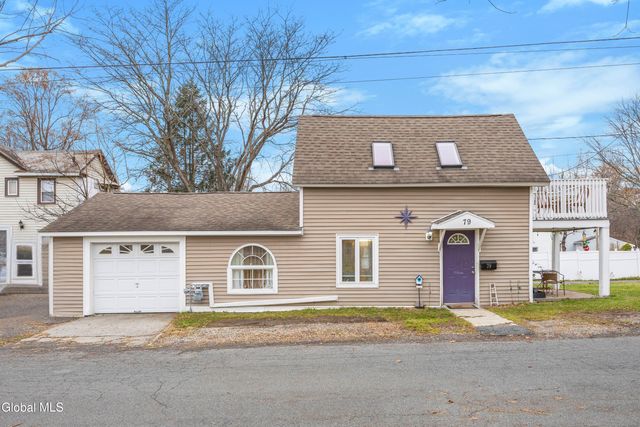 79 Starr Avenue, Schenectady, NY 12304