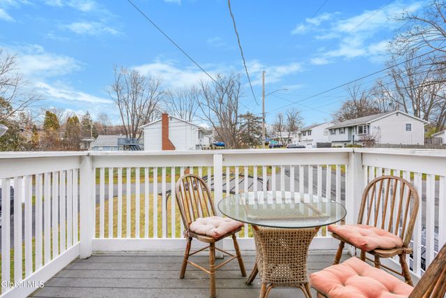 79 Starr Avenue, Schenectady, NY 12304