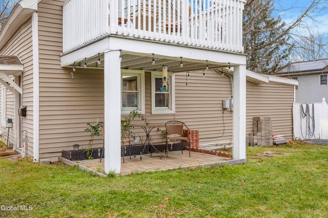 79 Starr Avenue, Schenectady, NY 12304