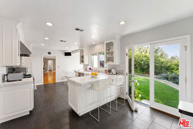 12750 Mulholland Drive, Beverly Hills, CA 90210