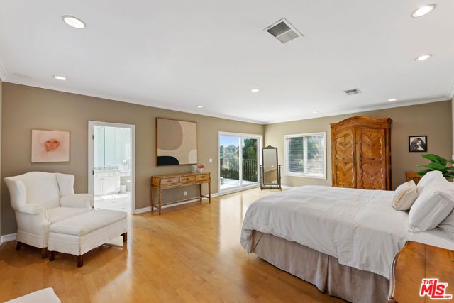 12750 Mulholland Drive, Beverly Hills, CA 90210