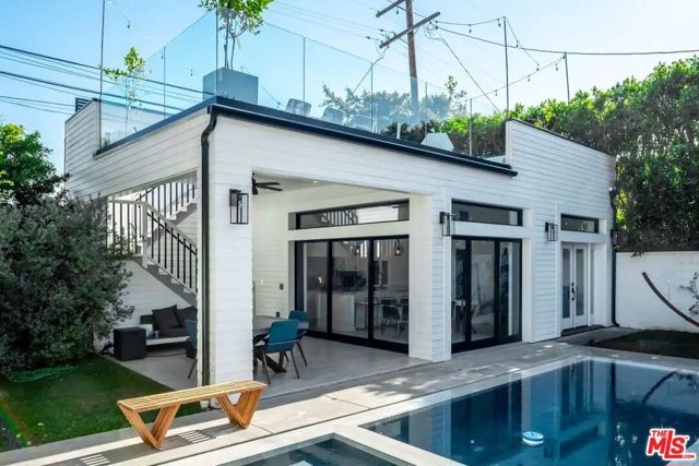 1524 N Sierra Bonita Avenue, Los Angeles, CA 90046