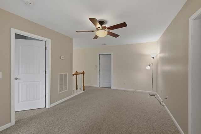 2043 Traemoor Village Dr, Nashville, TN 37209
