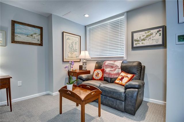 215 Brooke Ave Apt 411, Norfolk, VA 23510
