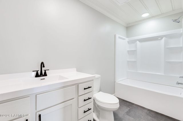 410 W Bernard Street, Rayne, LA 70578