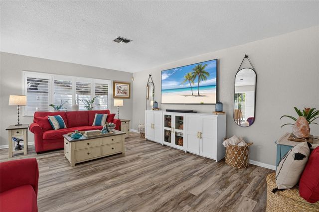 9259 119TH WAY, Seminole, FL 33772