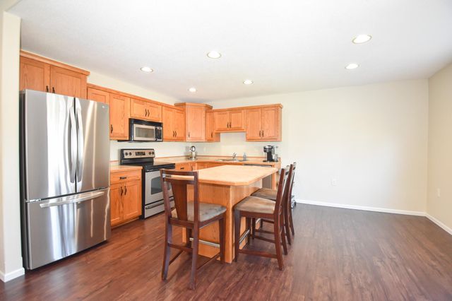 4857 44th Street S, Fargo, ND 58104