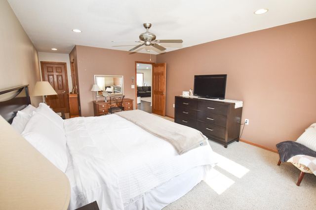 4857 44th Street S, Fargo, ND 58104