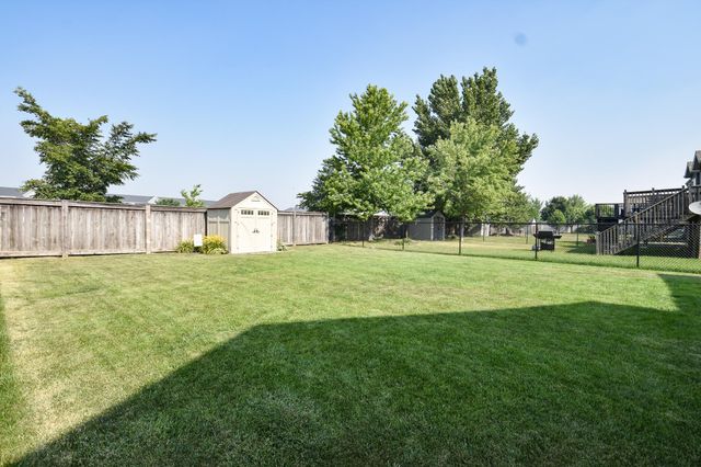 4857 44th Street S, Fargo, ND 58104
