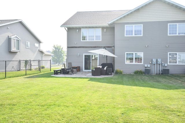 4857 44th Street S, Fargo, ND 58104