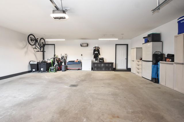 4857 44th Street S, Fargo, ND 58104