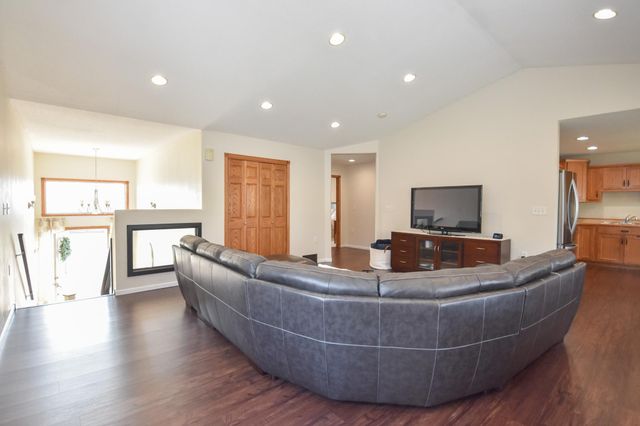 4857 44th Street S, Fargo, ND 58104