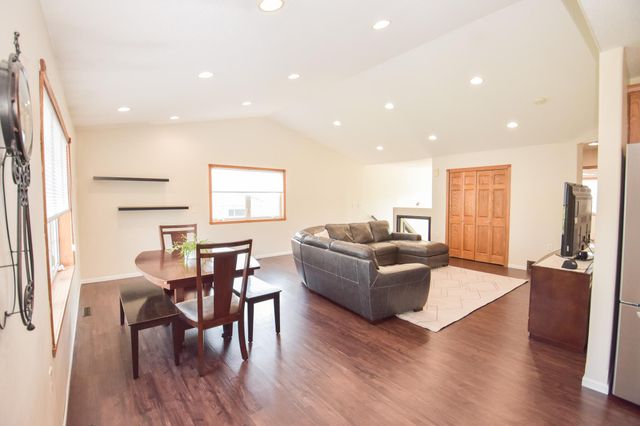 4857 44th Street S, Fargo, ND 58104