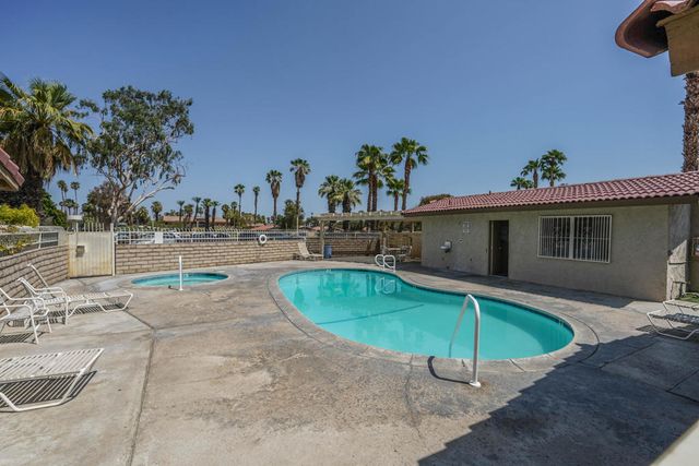 82075 Country Club Drive 22, Indio, CA 92201