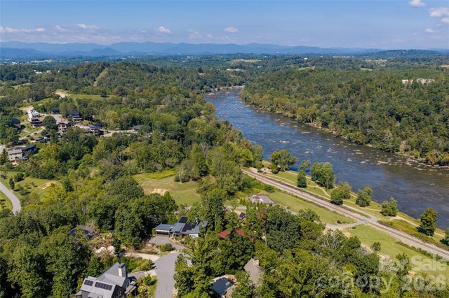 6 River Run, Asheville, NC 28804