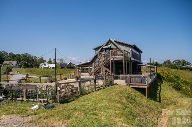 6 River Run, Asheville, NC 28804