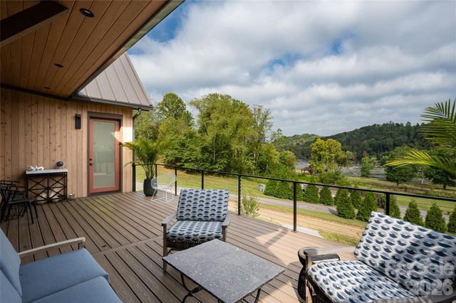 6 River Run, Asheville, NC 28804