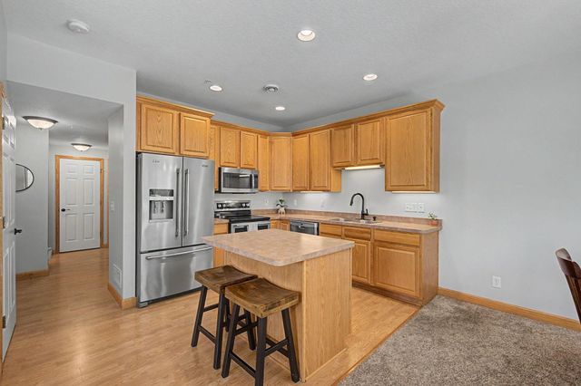 9202 Spirit Hills Road, Monticello, MN 55362