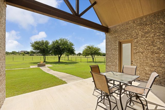 104 Rattling Antler Court, Azle, TX 76020