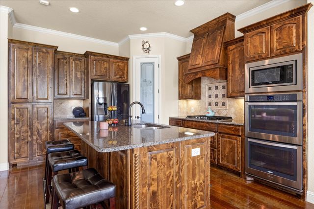 104 Rattling Antler Court, Azle, TX 76020