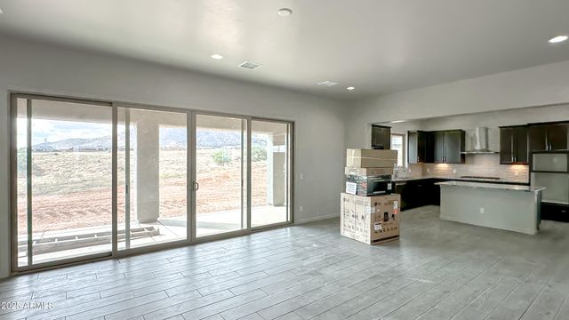 6953 E Vaquero Circle Lot 251, Hereford, AZ 85615