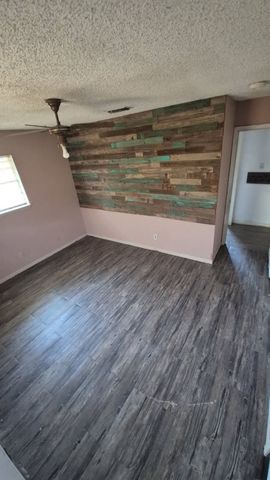 5193 County Road 15100, Blossom, TX 75416