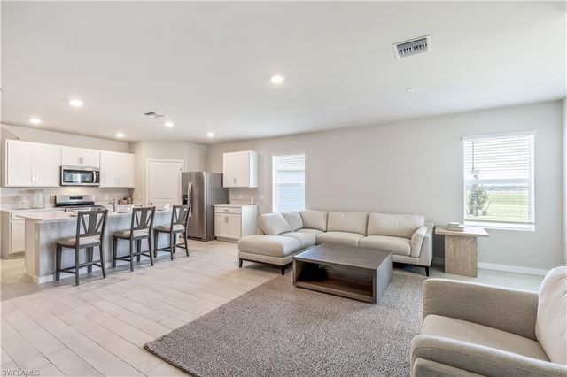 17755 SHADE TREE LOOP, Punta Gorda, FL 33982