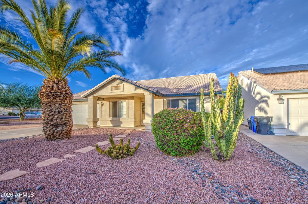 14482 W WENDOVER Drive, Surprise, AZ 85374 — exterior