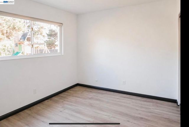 828 Coral Dr, Rodeo, CA 94572