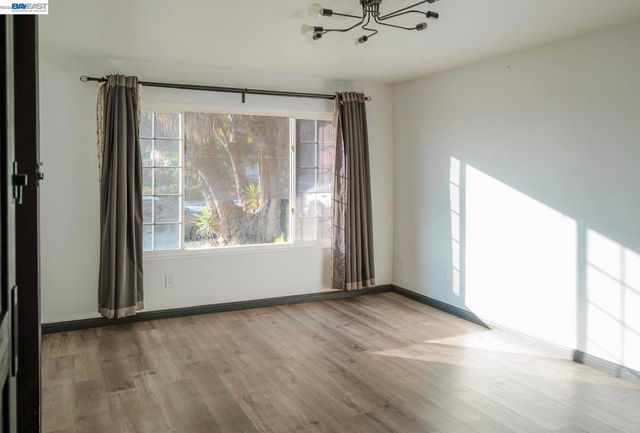 828 Coral Dr, Rodeo, CA 94572