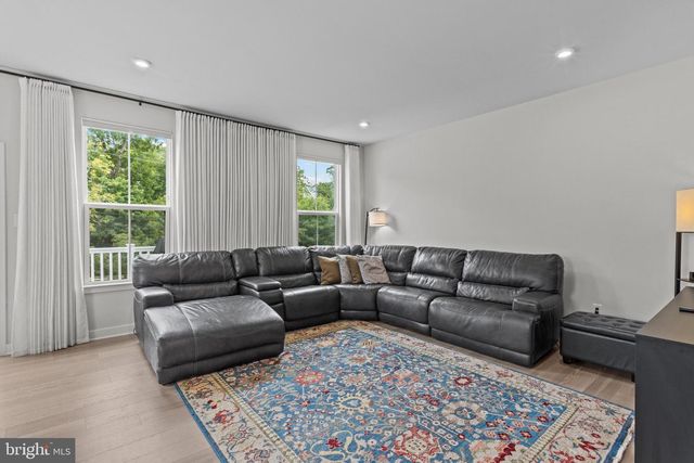 74 ROSEMARY WAY, Mount Laurel, NJ 08054