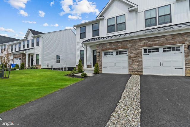 74 ROSEMARY WAY, Mount Laurel, NJ 08054