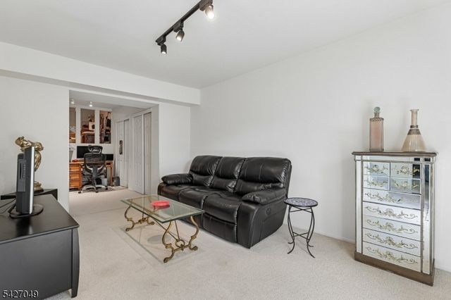 45 Colton Cir, West Orange Twp., NJ 07052