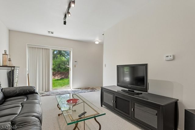 45 Colton Cir, West Orange Twp., NJ 07052