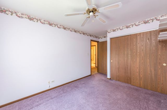 17505 W Woodland Drive, Grayslake, IL 60030